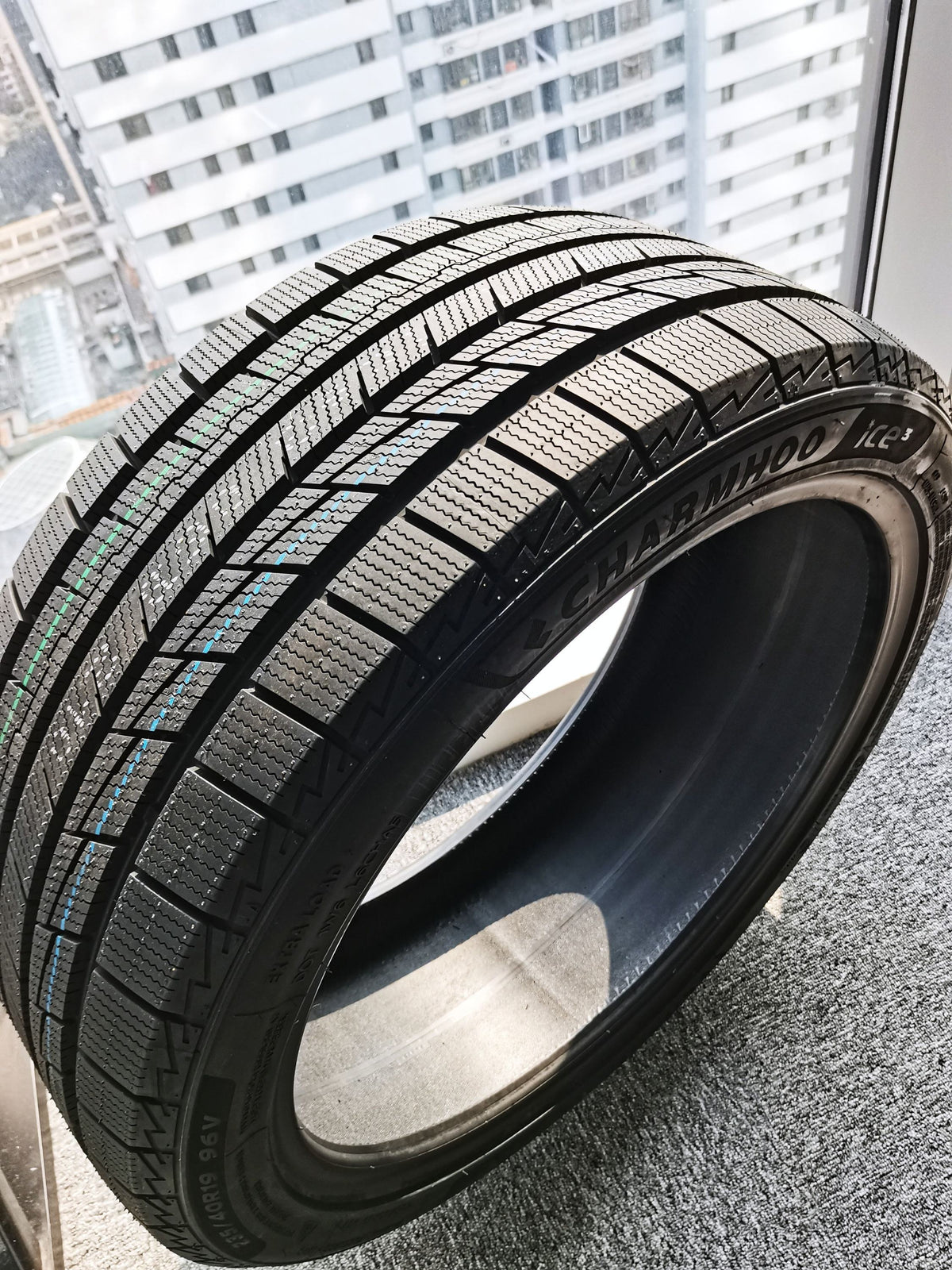 205/55R16 94H CT ICE3