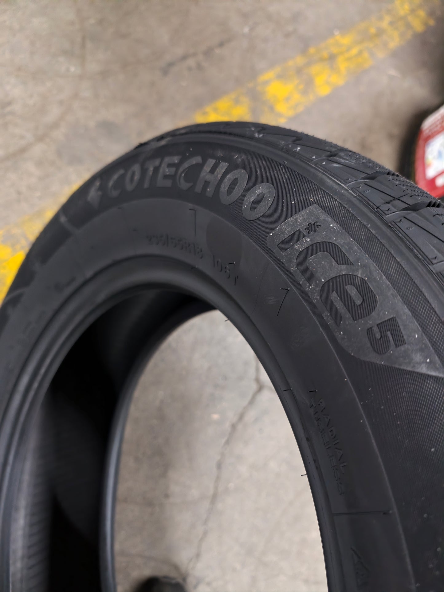 235/65R18 106T ice5 COTECHOO WINTER