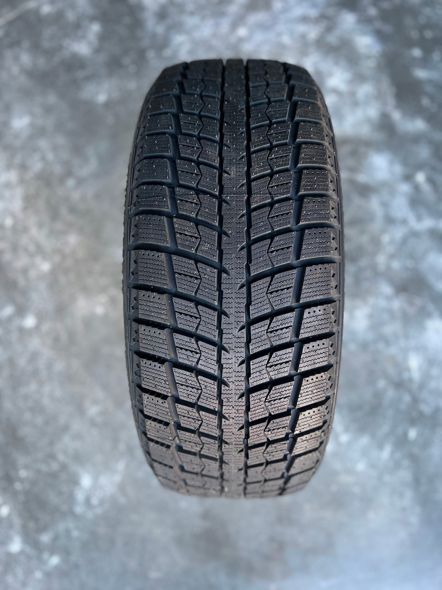235/55R20 G-M W Ice I-15 SUV 105S XL